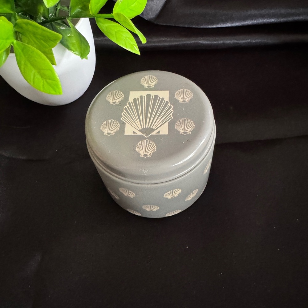 💜 Spendor Lights collectible Candle Holder Tin with lid, by Nationwide